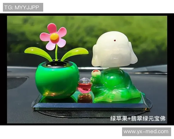 摇头足球明星车摆件让你的爱车更具个性与活力 摇头足球明星车摆件让你的爱车更具个性与活力